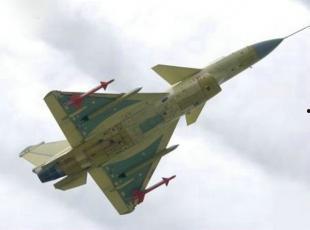 爆料最新战机,我国最新五代战机震撼问世，性能超越F-22！